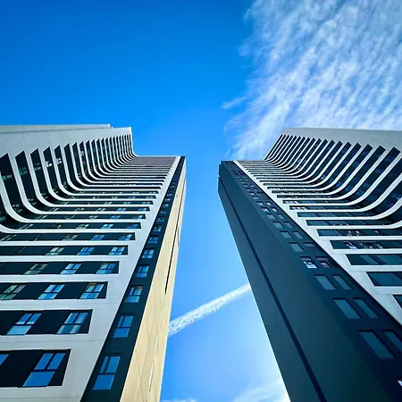 Apartment Xpce Urban 7 Skyline - Parking Free