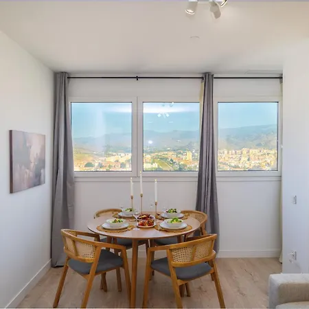 Xpce Urban 7 Skyline - Parking Free * Malaga
